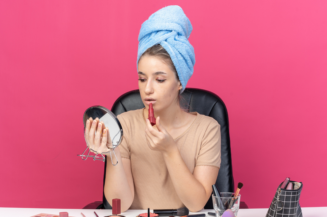 How Long Can a Lipstick Last? 
