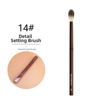 Hourglass Makeup Brush – Precision for Flawless Application