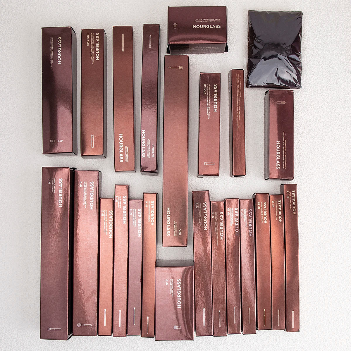 Hourglass Makeup Brush – Precision for Flawless Application