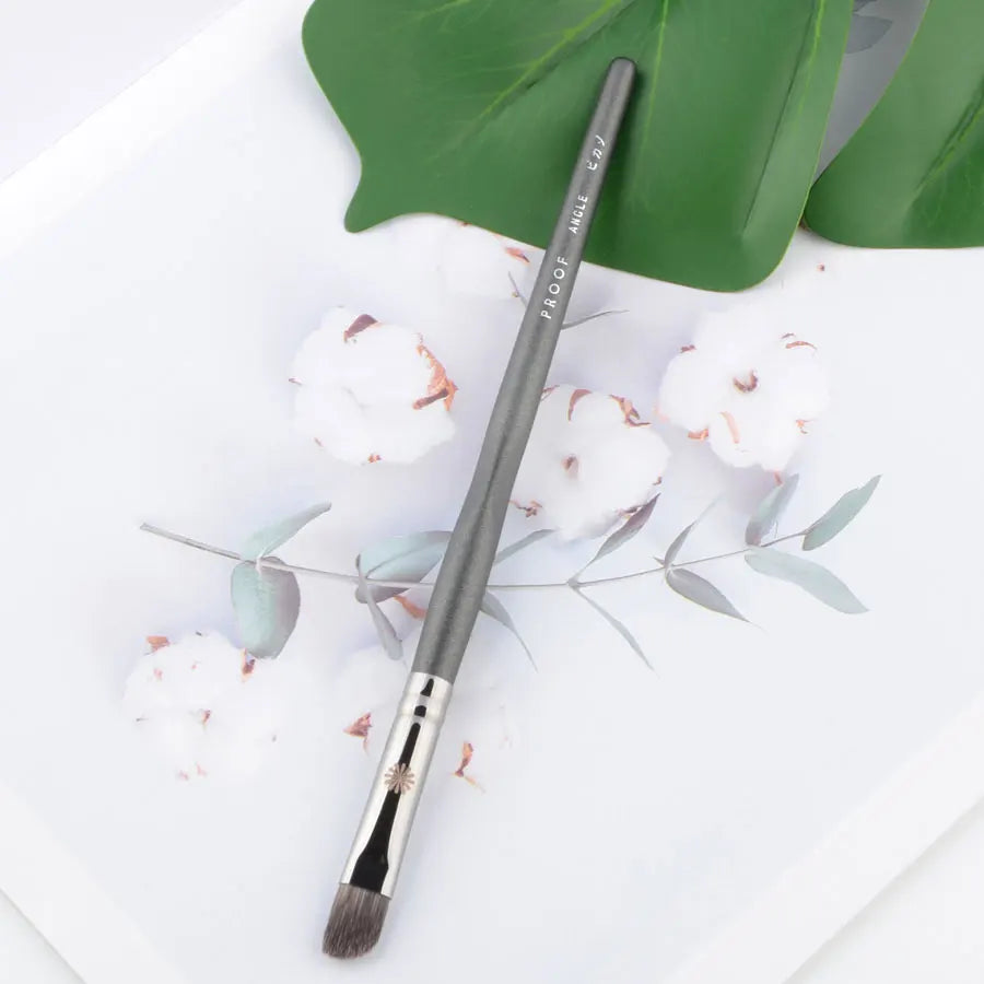 1PC Smudge Makeup Brush