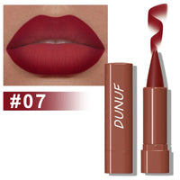 Matte Velvet Finish for Defined & Elegant Lips